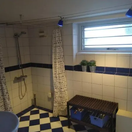 Superior, Beautiful Located, Close To City Centre Nocleg ze śniadaniem